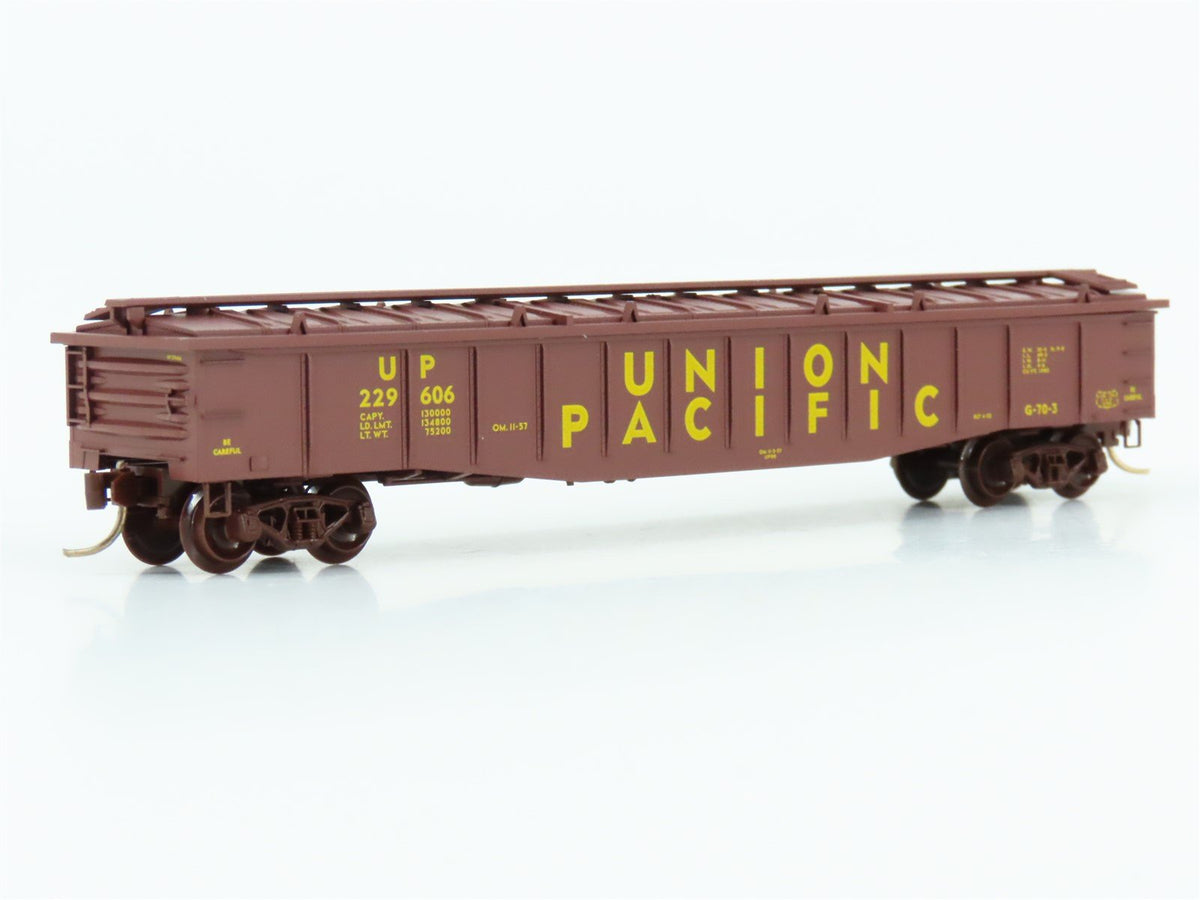 N Scale Micro-Trains MTL 106020 UP Union Pacific 50&#39; Covered Gondola #229606