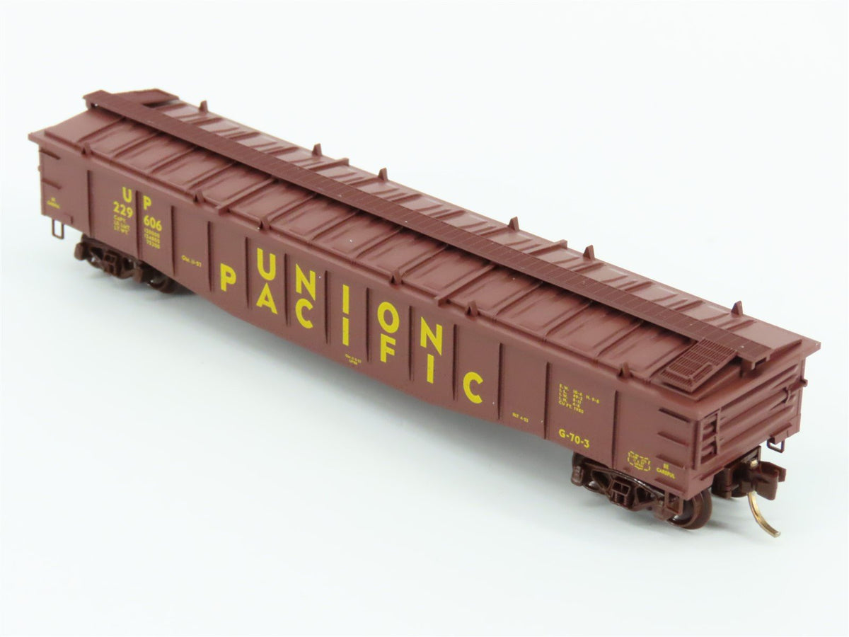 N Scale Micro-Trains MTL 106020 UP Union Pacific 50&#39; Covered Gondola #229606