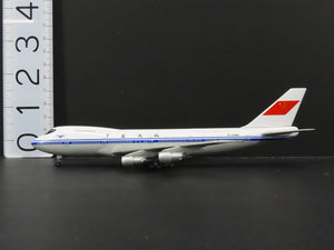 1:400 Dragon Wings 55118 Die-Cast Combi Boeing 747-2J6B Airliner B-2446