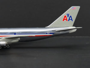 1:400 Dragon Wings 55140 Die-Cast American Airlines Boeing 747-122 Airliner