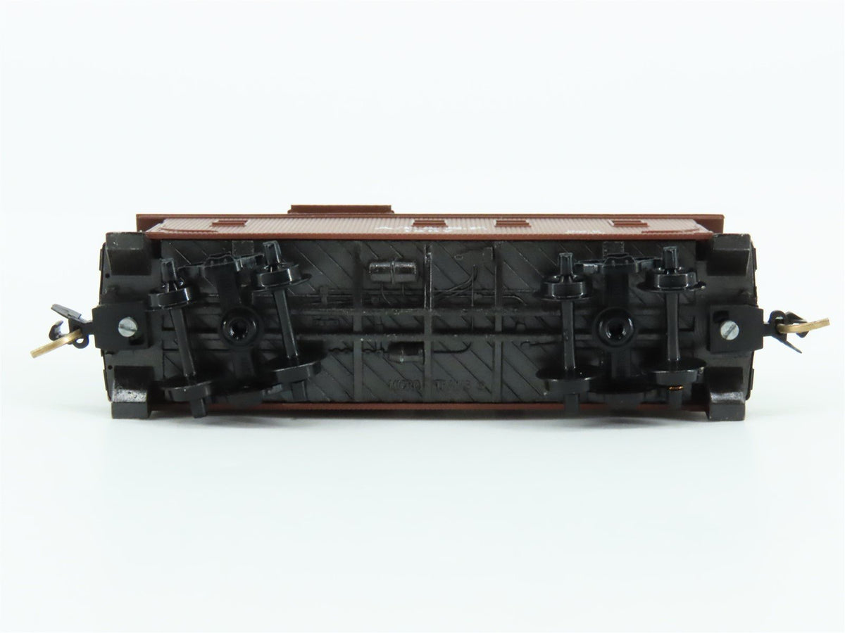 N Scale Micro-Trains MTL 51100 ATSF Santa Fe Railroad 34&#39; Wood Caboose #1207