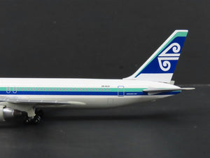 1:400 Dragon Wings 55033 Die-Cast Air New Zealand Boeing 767-319 Airliner ZK-NCH