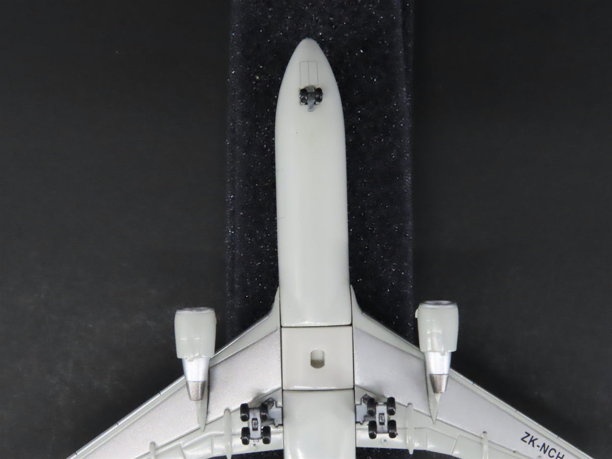 1:400 Dragon Wings 55033 Die-Cast Air New Zealand Boeing 767-319 Airliner ZK-NCH