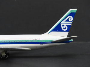 1:400 Dragon Wings 55032 Die-Cast Air New Zealand Boeing 767-319 Airliner ZK-NBA