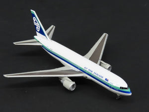 1:400 Dragon Wings 55032 Die-Cast Air New Zealand Boeing 767-319 Airliner ZK-NBA
