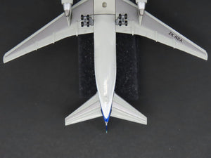 1:400 Dragon Wings 55032 Die-Cast Air New Zealand Boeing 767-319 Airliner ZK-NBA