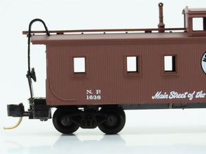 N Scale Micro-Trains MTL 51050 NP Northern Pacific 34' Wood Caboose #1638