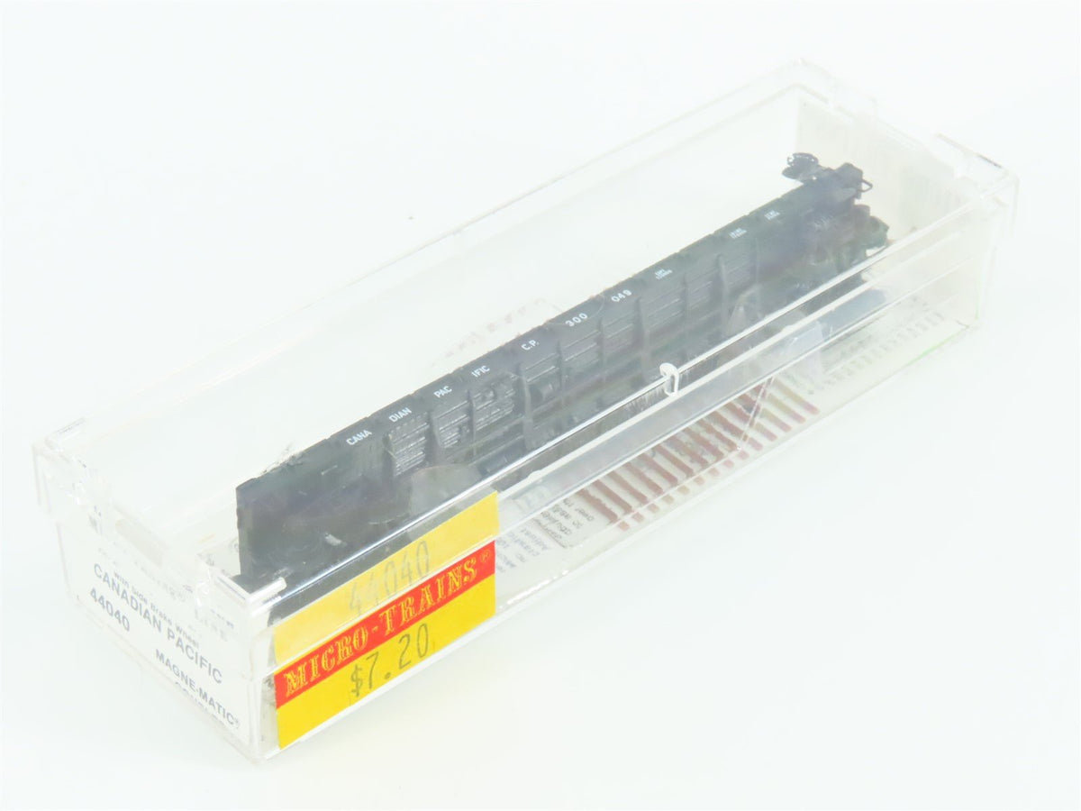 N Scale Micro-Trains MTL 44040 CP Canadian Pacific Railroad 50&#39; Flat Car #300049