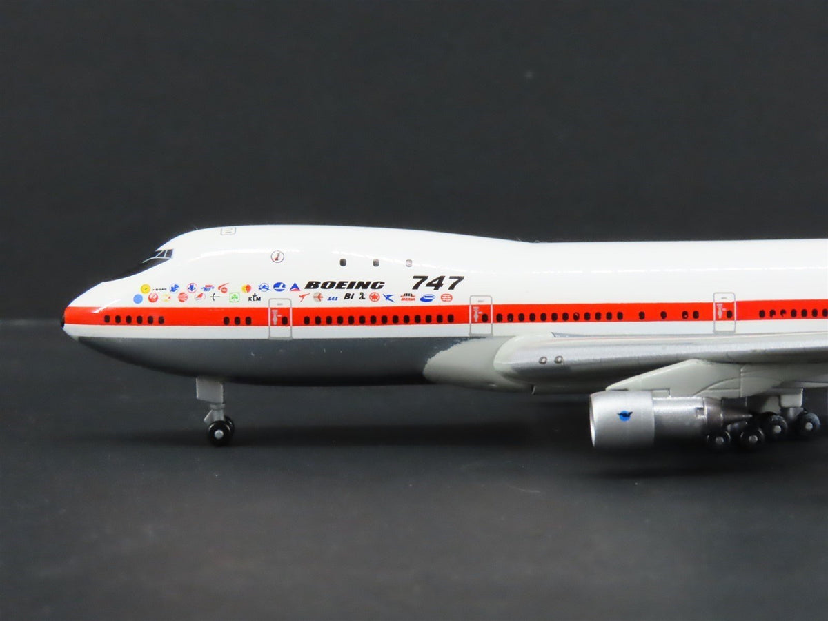 1:400 Sky Club 98-007 Boeing First Flight 30th Anniversary B747 &quot;RA001&quot; Airliner
