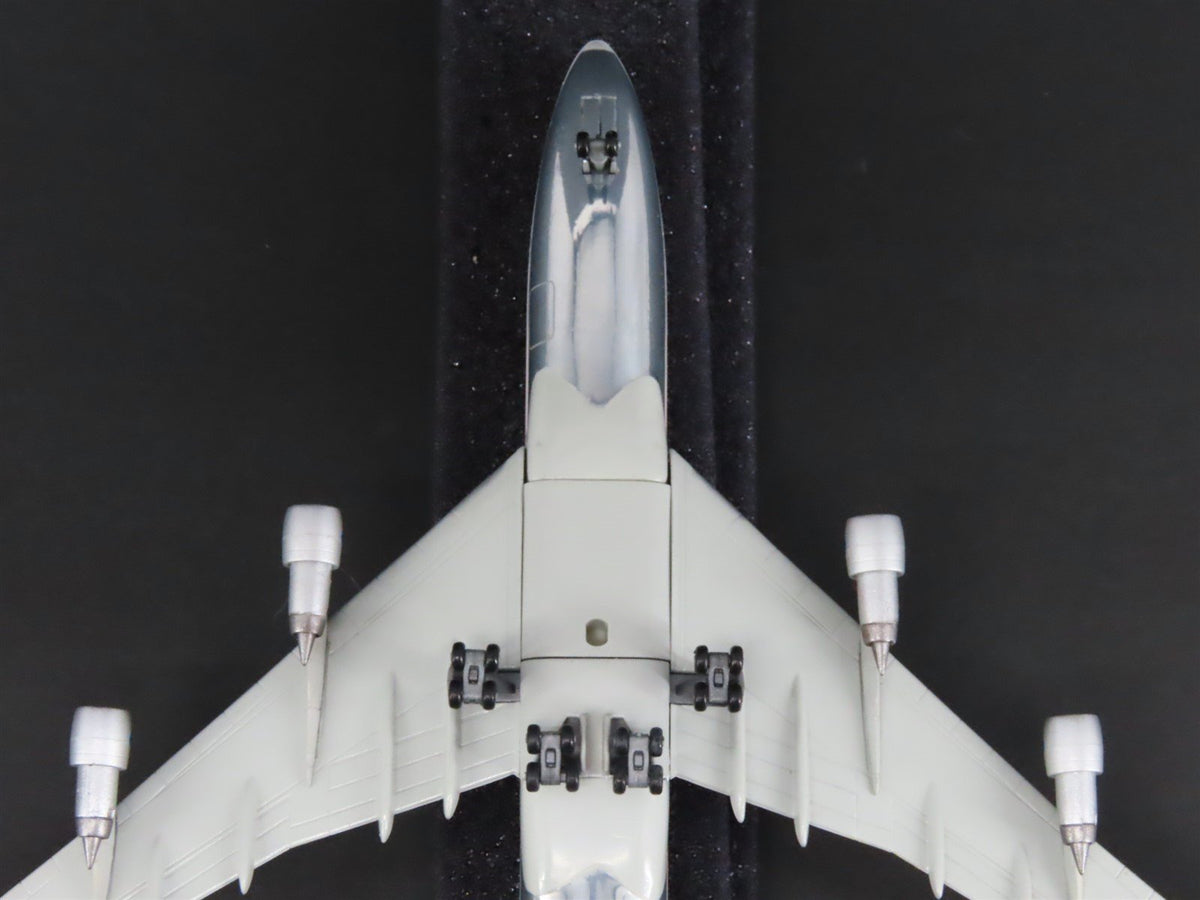 1:400 Sky Club 98-007 Boeing First Flight 30th Anniversary B747 &quot;RA001&quot; Airliner