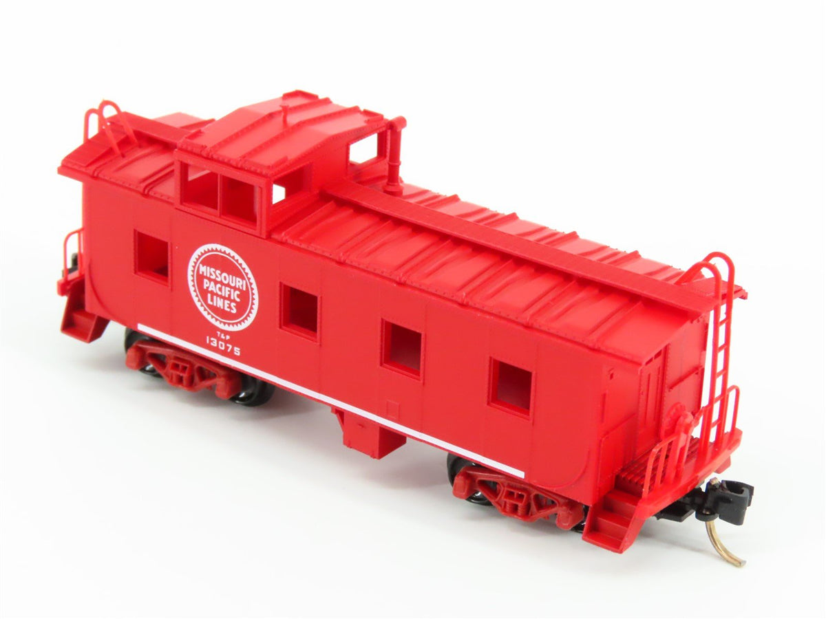 N Scale Micro-Trains MTL 100020 MP Missouri Pacific 36&#39; Steel Caboose #13075