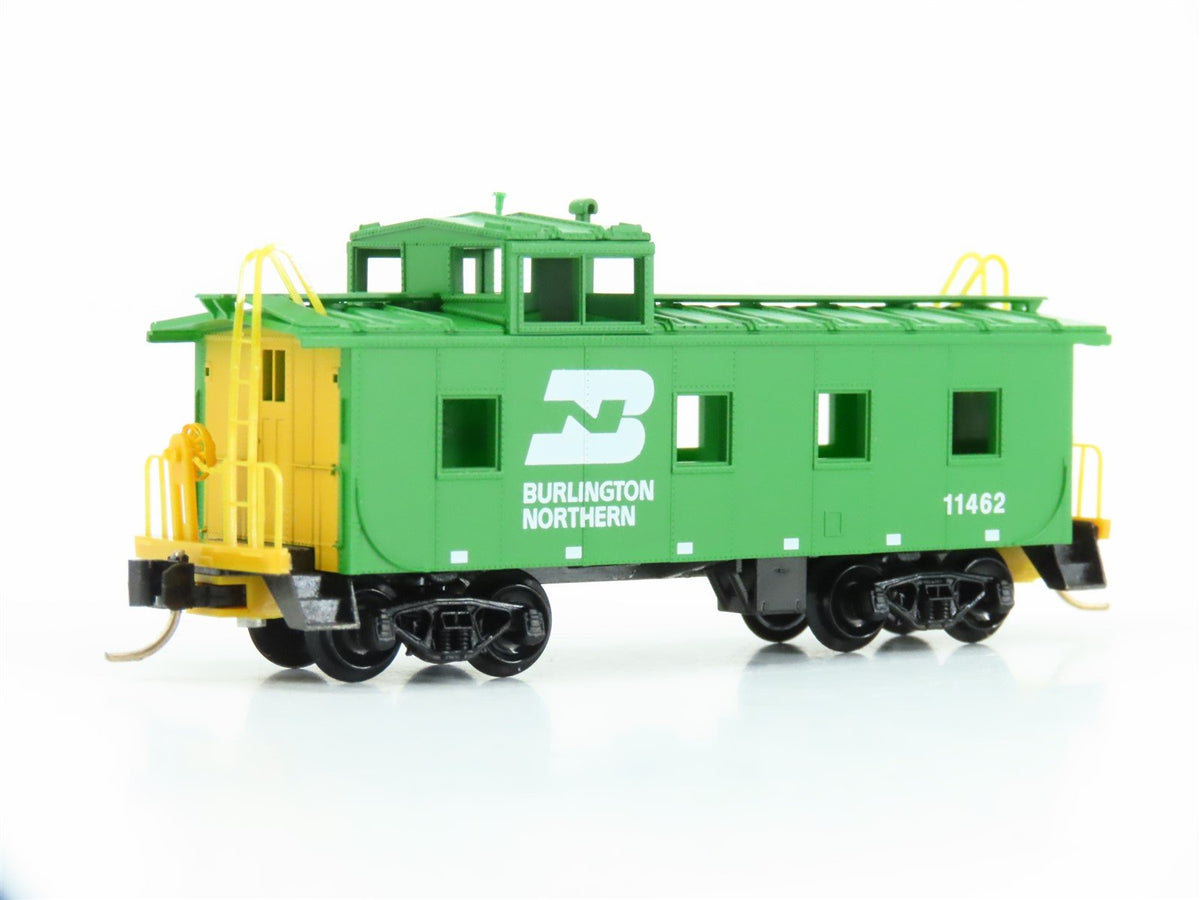 N Scale Micro-Trains MTL 100060 BN Burlington Northern 36&#39; Steel Caboose #11462