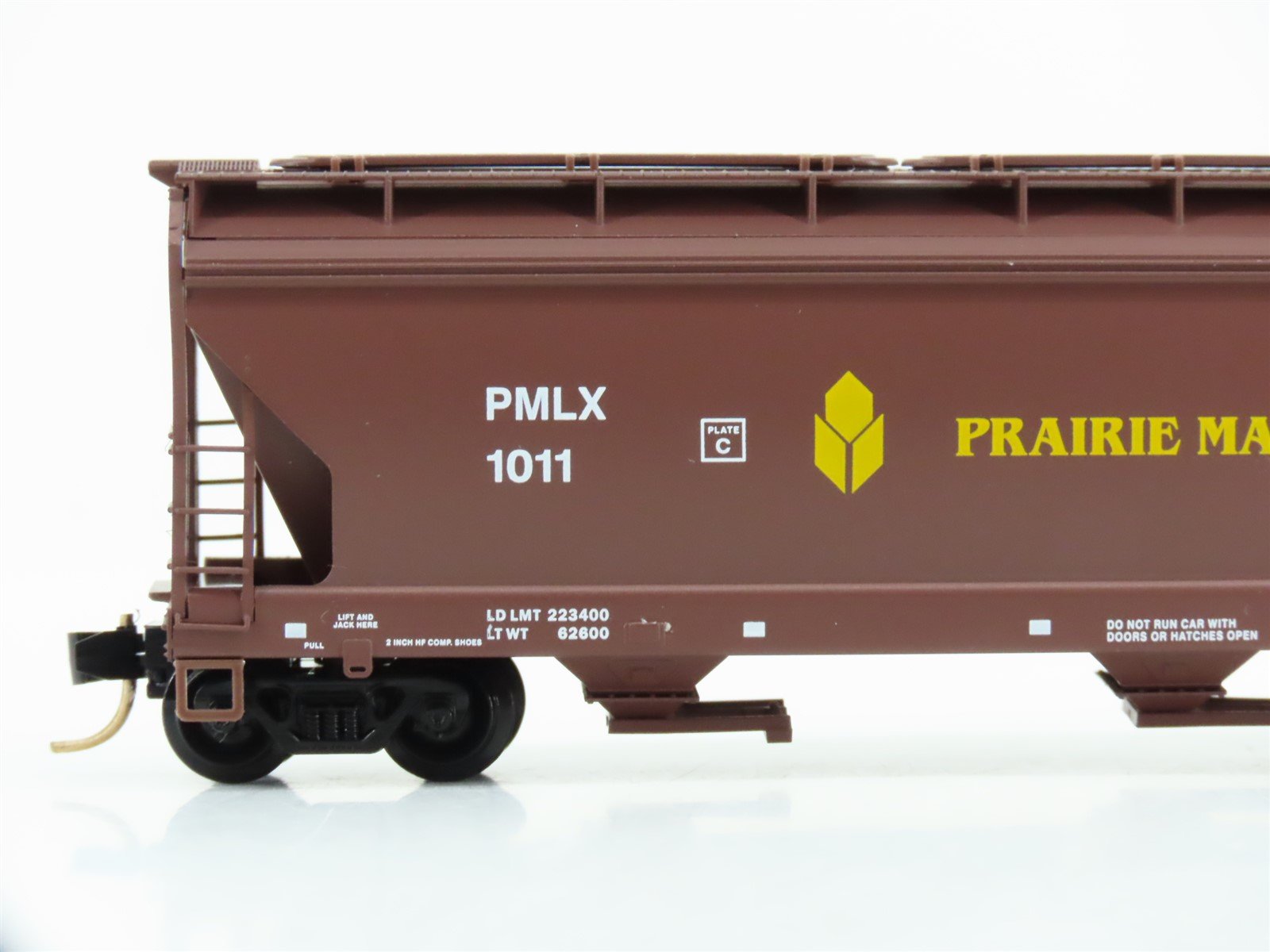 N Scale Micro-Trains MTL 94130 PMLX Prairie Malt Limited 3-Bay Hopper #1011