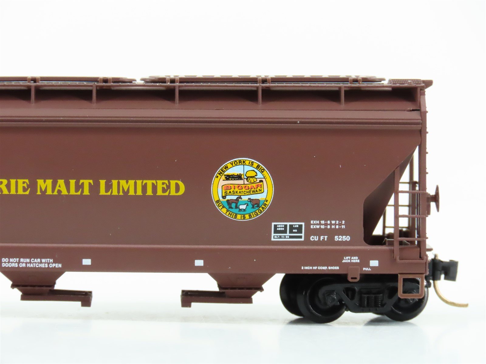 N Scale Micro-Trains MTL 94130 PMLX Prairie Malt Limited 3-Bay Hopper #1011
