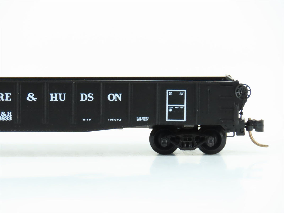 N Scale Micro-Trains MTL 46310 D&amp;H Delaware &amp; Hudson 50&#39; Open Gondola #13833