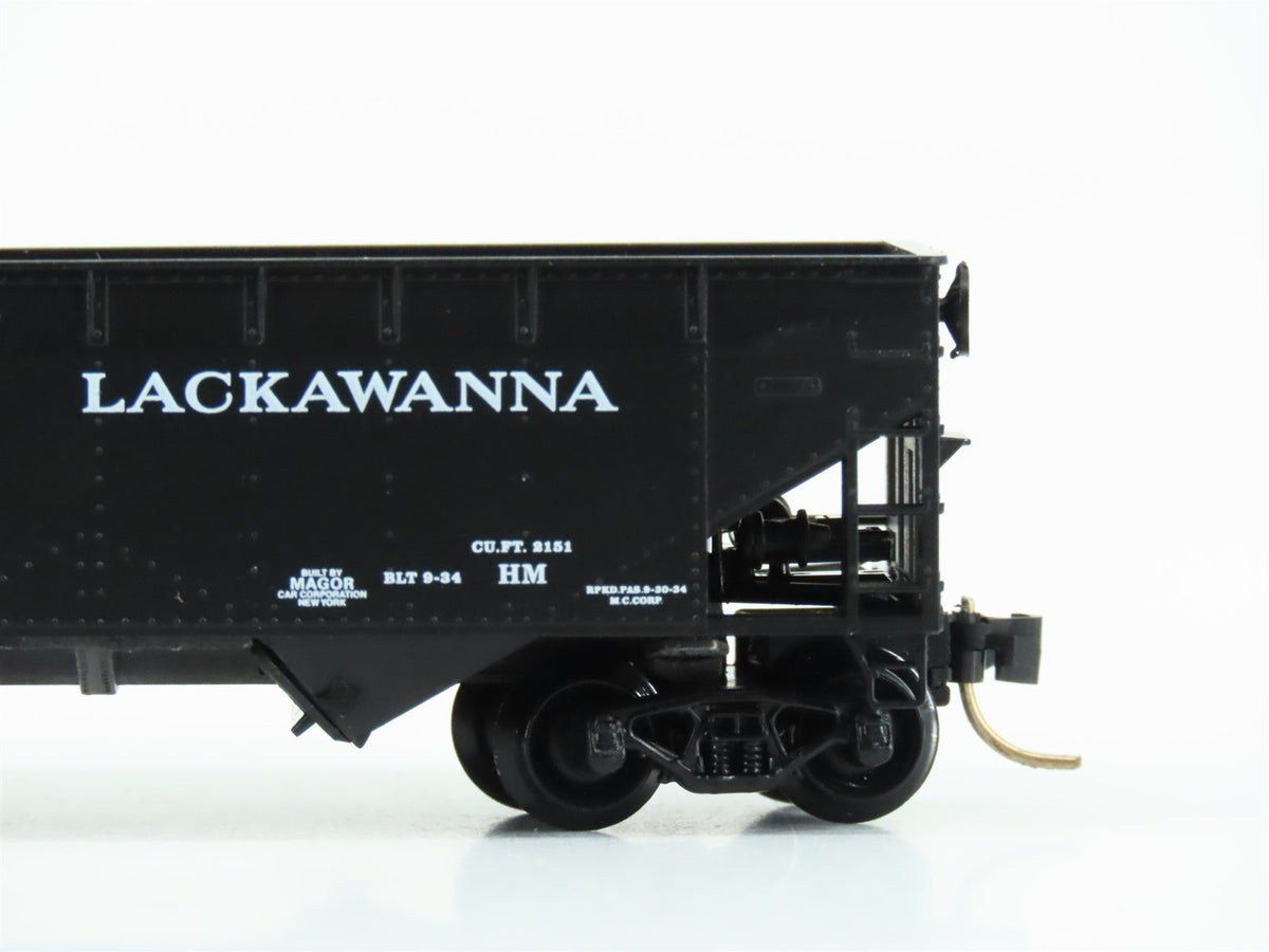 N Scale Micro-Trains MTL 55130 DL&amp;W Lackawanna Railroad 2-Bay Open Hopper #83321