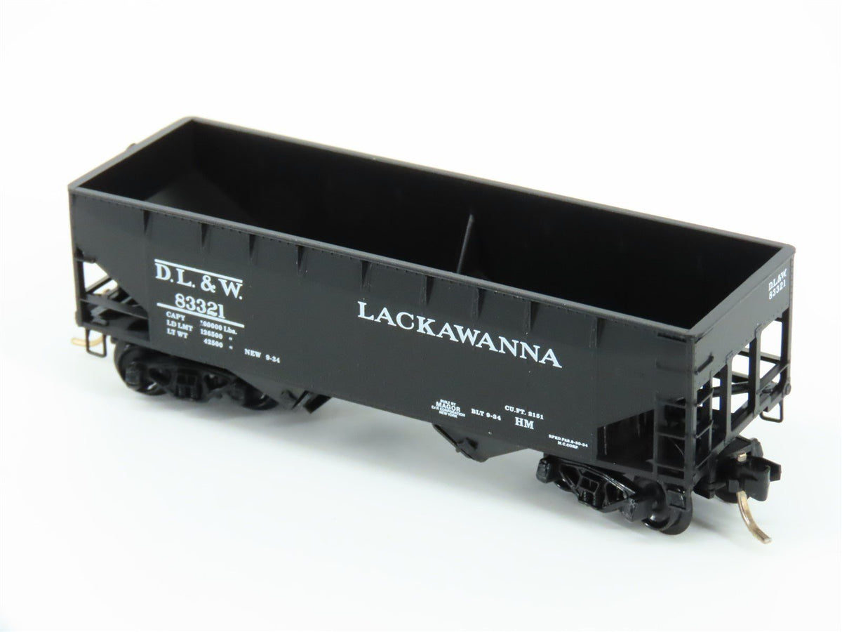 N Scale Micro-Trains MTL 55130 DL&amp;W Lackawanna Railroad 2-Bay Open Hopper #83321