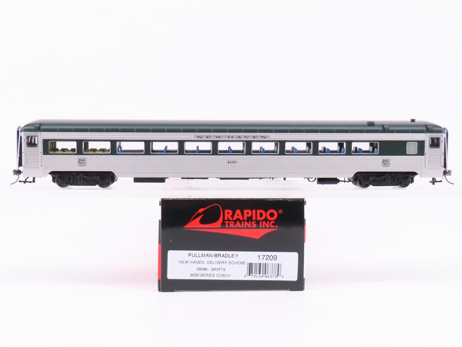 HO Scale Rapido 17209 NH New Haven Coach Passenger Car #8699 w/ Lights