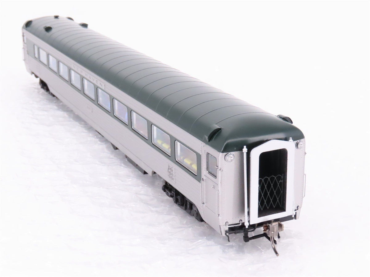 HO Scale Rapido 17209 NH New Haven Coach Passenger Car #8699 w/ Lights