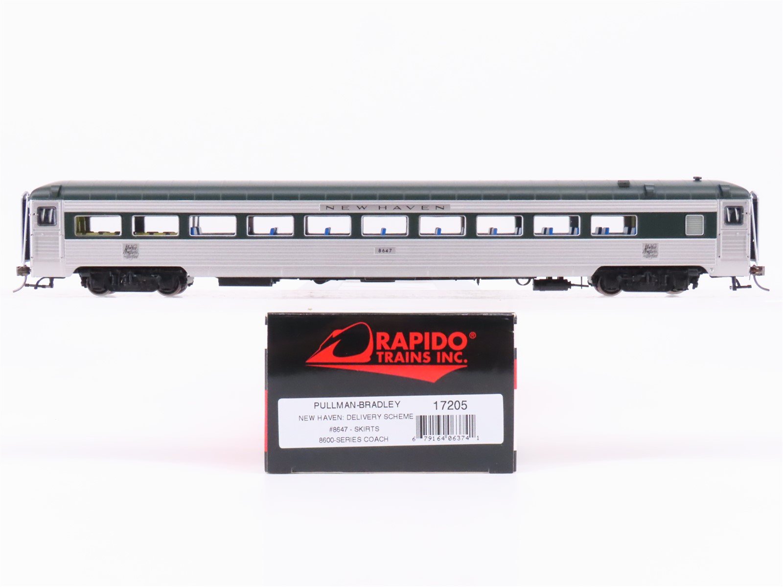 HO Scale Rapido 17205 NH New Haven Coach Passenger Car #8647 w/ Lights