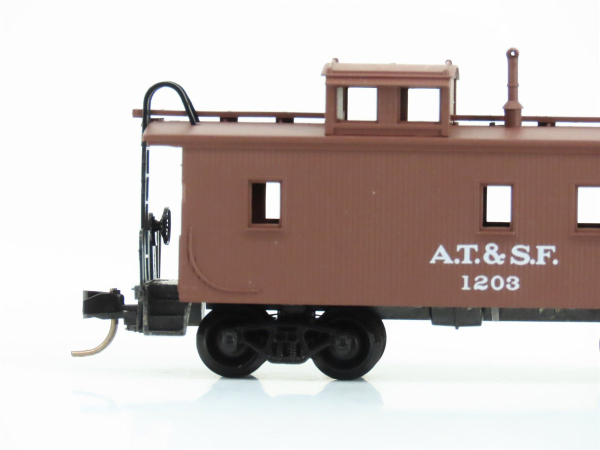 N Scale Micro-Trains MTL 51100 ATSF Santa Fe Railroad 34&#39; Wood Caboose #1203