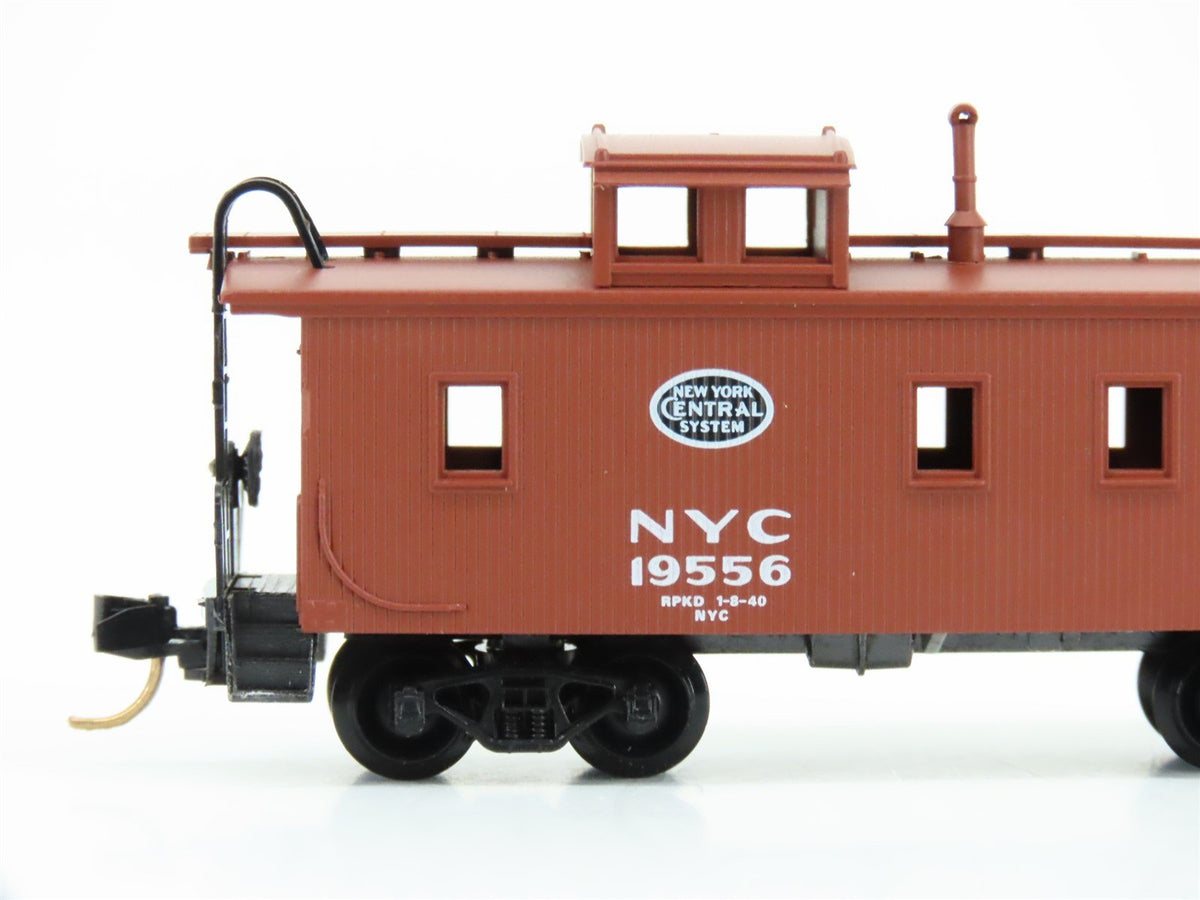 N Kadee Micro-Trains MTL 51080 NYC New York Central 34&#39; Wood Caboose #19556