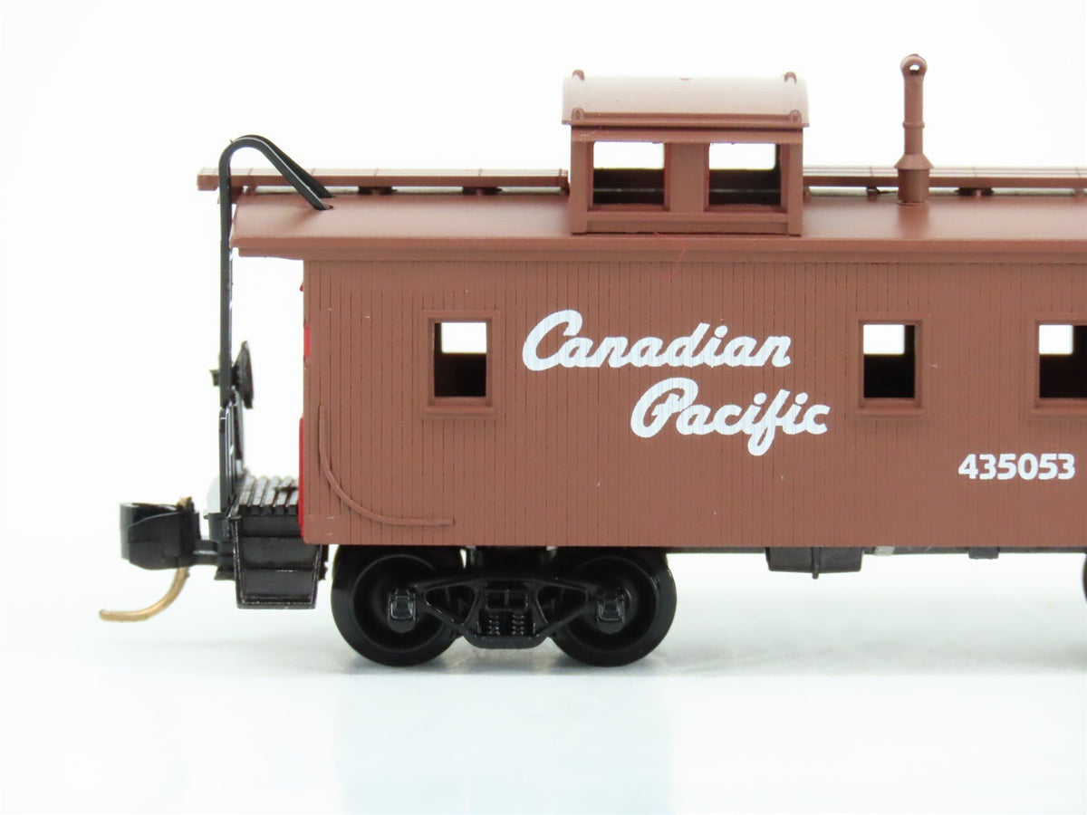 N Scale Micro-Trains MTL 51010 CP Canadian Pacific 34&#39; Wood Caboose #435053