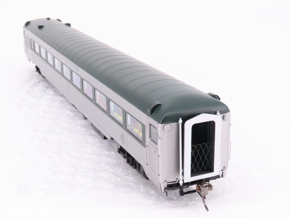 HO Scale Rapido 17204 NH New Haven Coach Passenger Car #8640 w/ Lights