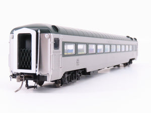 HO Scale Rapido 17206 NH New Haven Coach Passenger Car #8661 w/ Lights