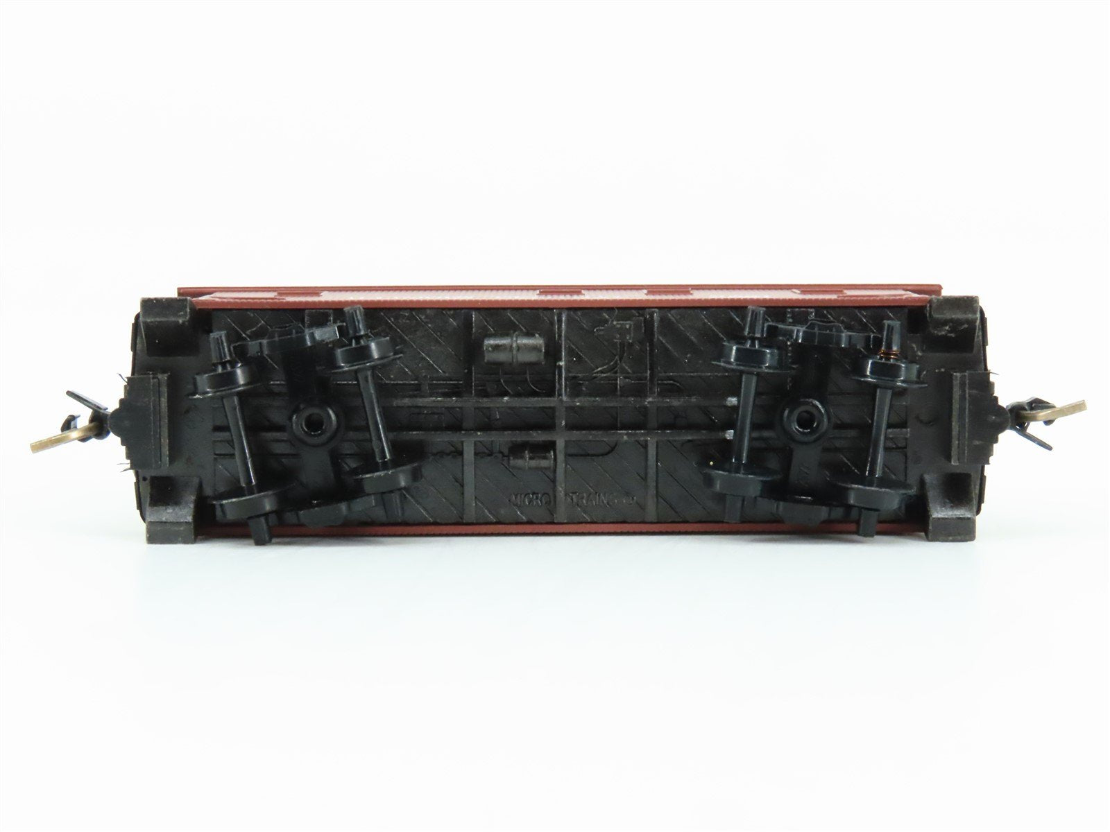 N Scale Micro-Trains MTL 50030 IC Illinois Central 34' Wood Caboose #9251