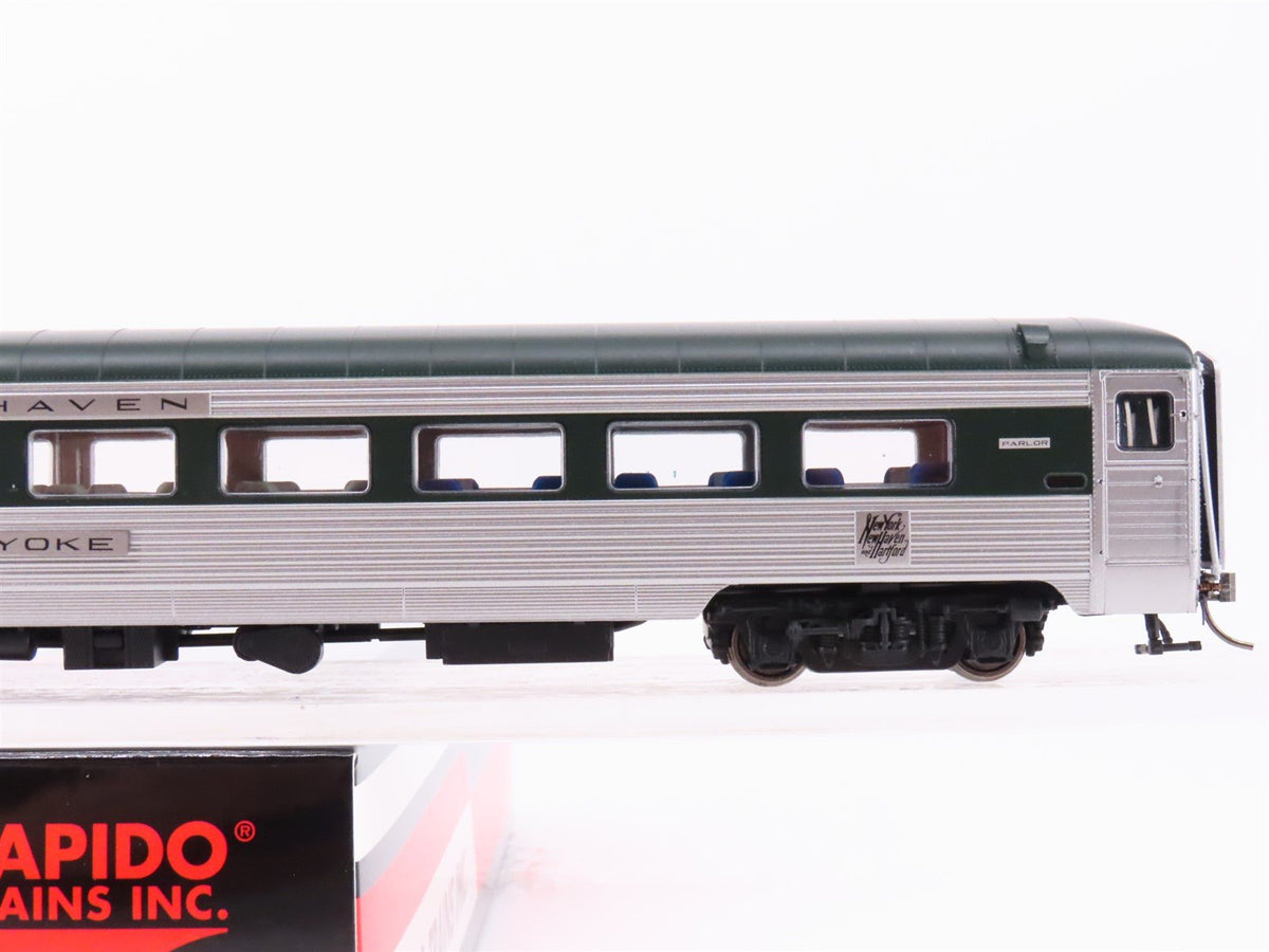 HO Scale Rapido 17105 NH New Haven 36-Seat Parlor Passenger Car &quot;Holyoke&quot;