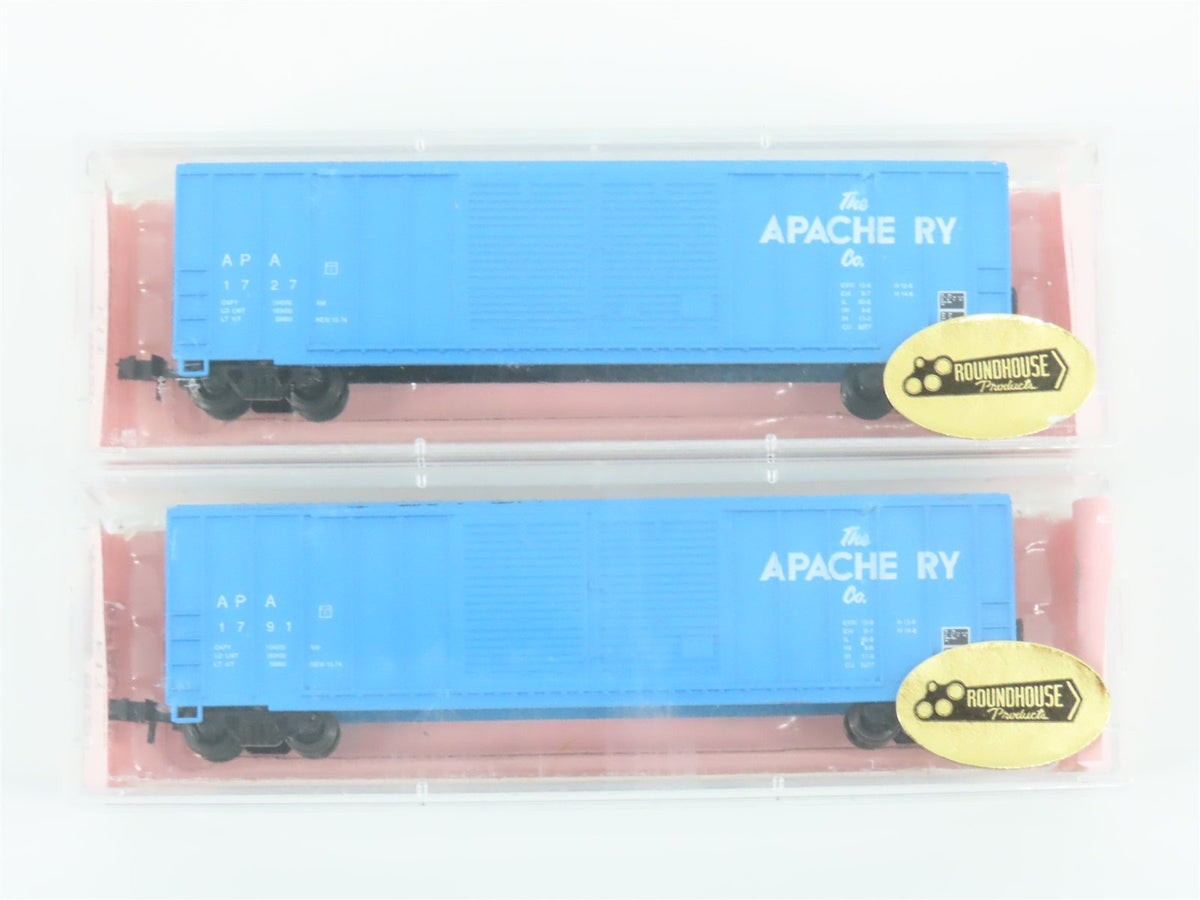 LOT of 12 N Scale Roundhouse 8828 APA Apache Railway Double Door Box Cars