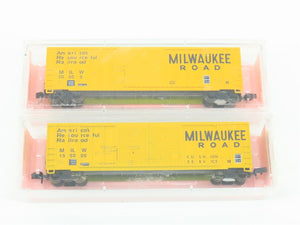 LOT of 12 N Scale Roundhouse MILW Milwaukee Road Box Cars