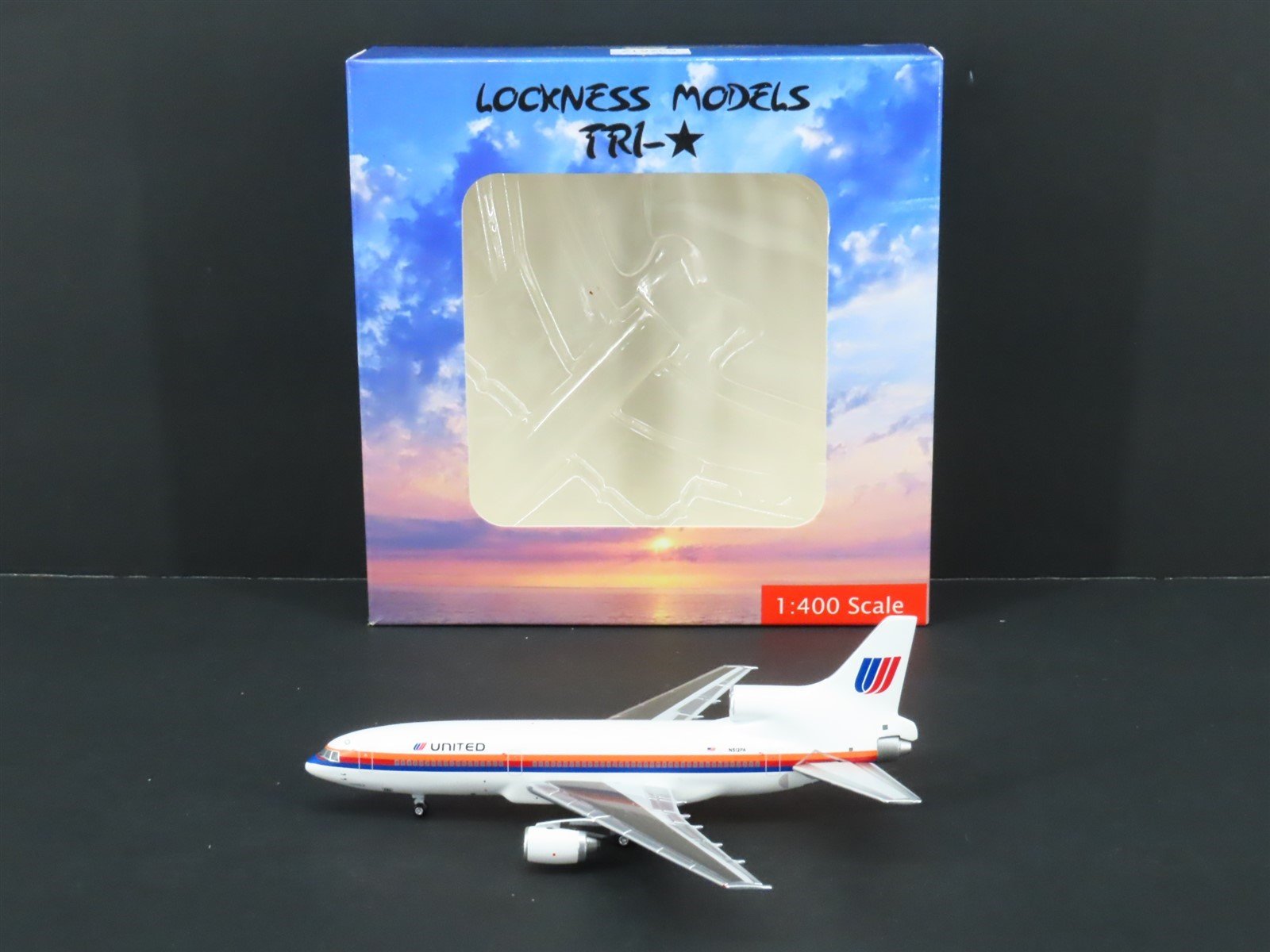 1:400 Aero Classics / Lockness Die-Cast United Lockheed L-1011-500 Airliner