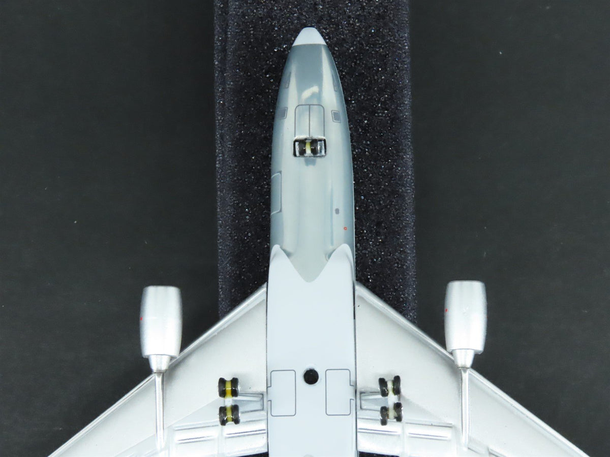 1:400 Aero Classics / Lockness Die-Cast United Lockheed L-1011-500 Airliner