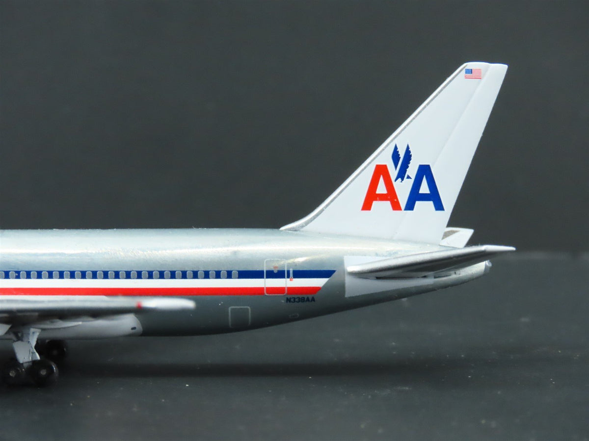 1:400 Aero Classics Die-Cast American Airlines Boeing B-767-223 Airliner N338AA
