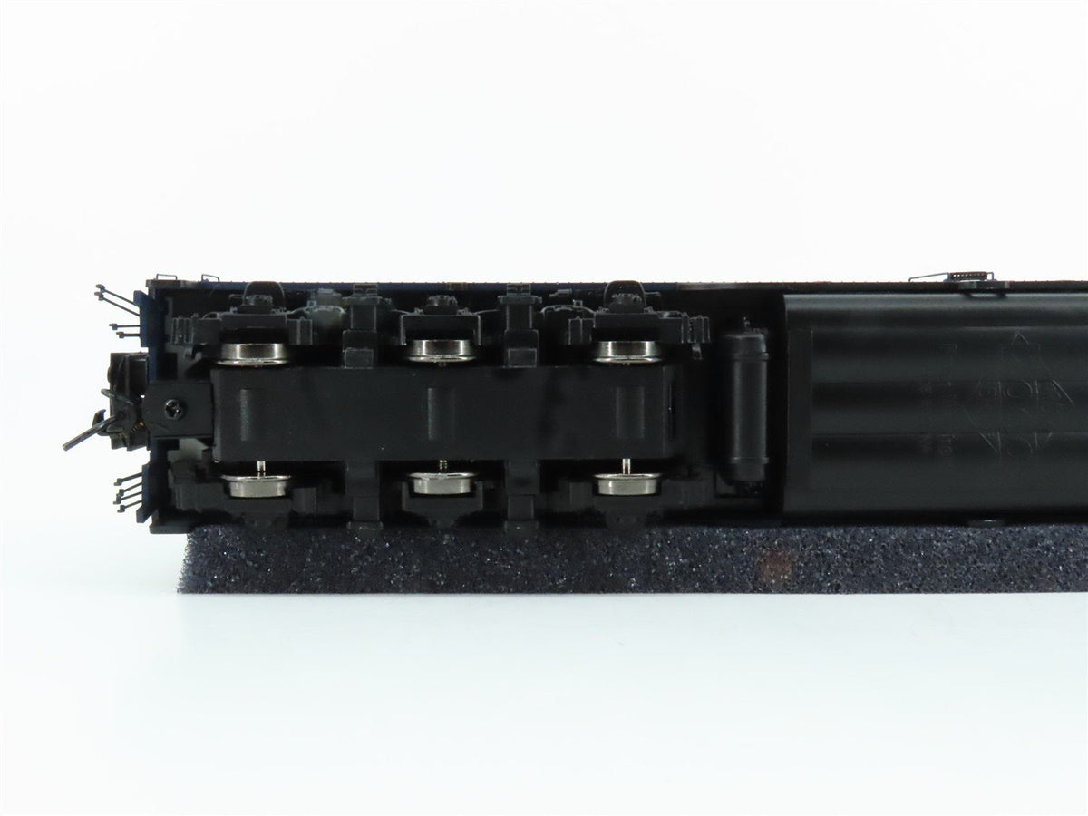 HO Scale Walthers Proto 920-41368 B&amp;O EMD E9A/E8Bm Diesel Set w/ DCC &amp; Sound