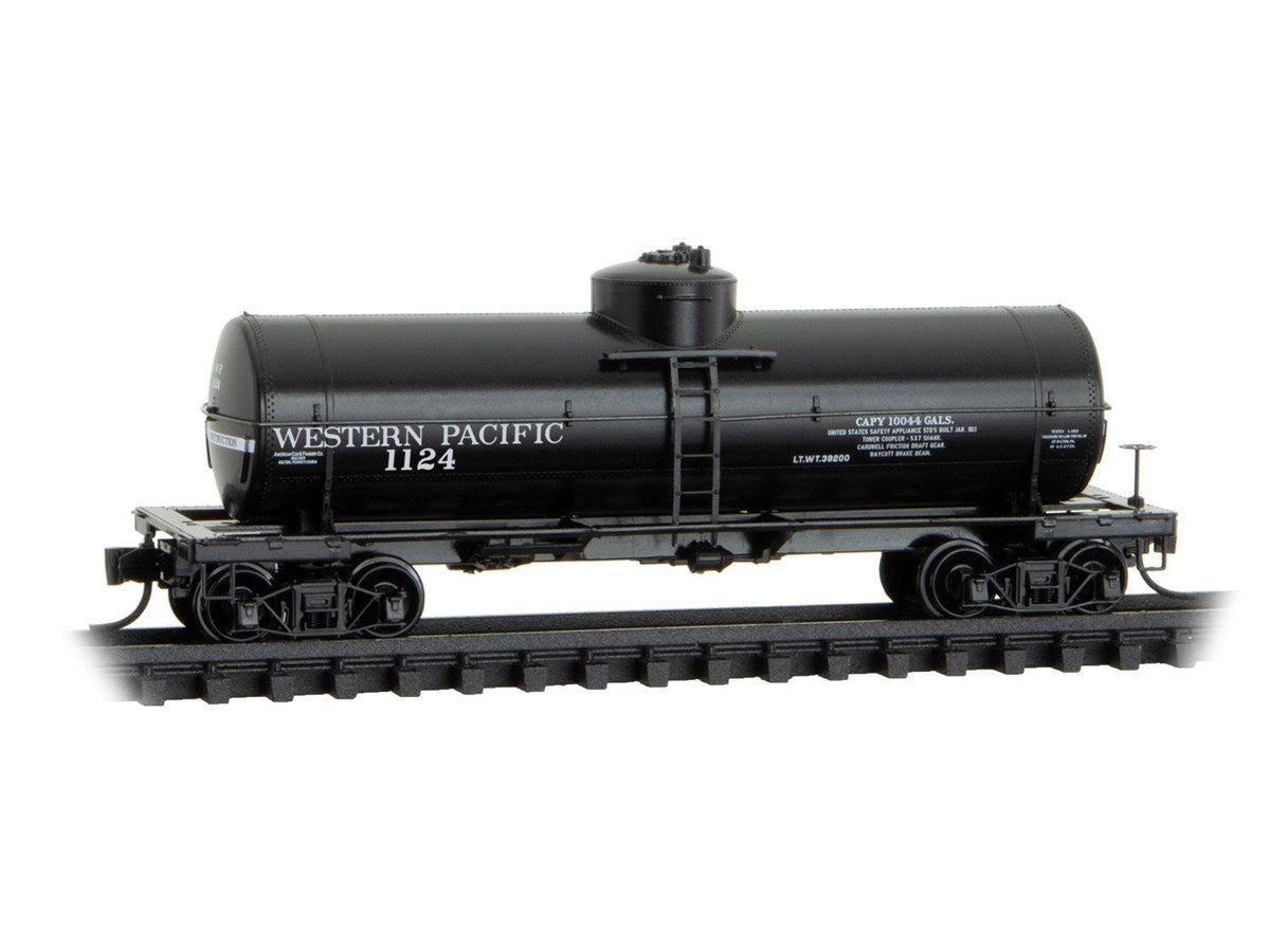 N Micro-Trains MTL 06500346 WP Western Pacific 39&#39; Single Dome Tank Car #1124