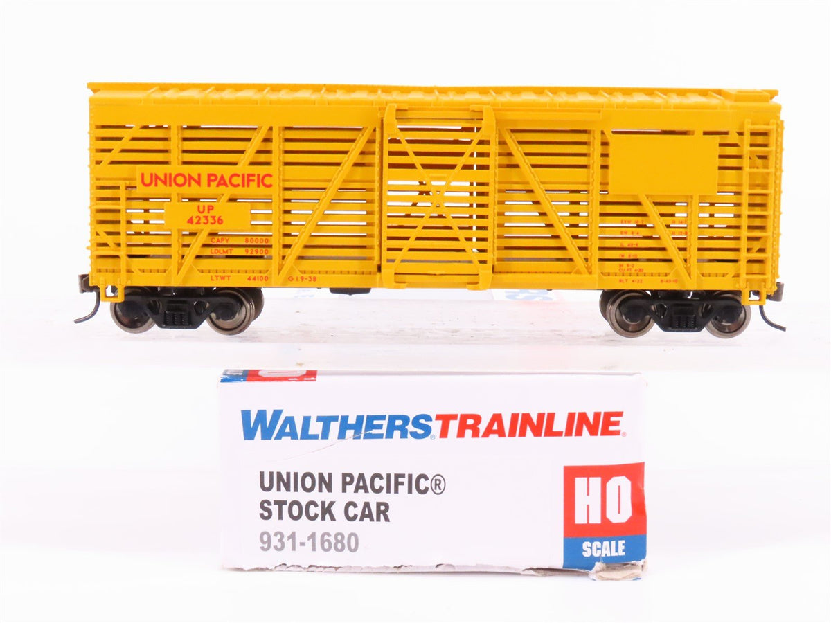 HO Scale Walthers Trainline 931-1680 UP Union Pacific Stock Car #42336