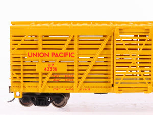 HO Scale Walthers Trainline 931-1680 UP Union Pacific Stock Car #42336