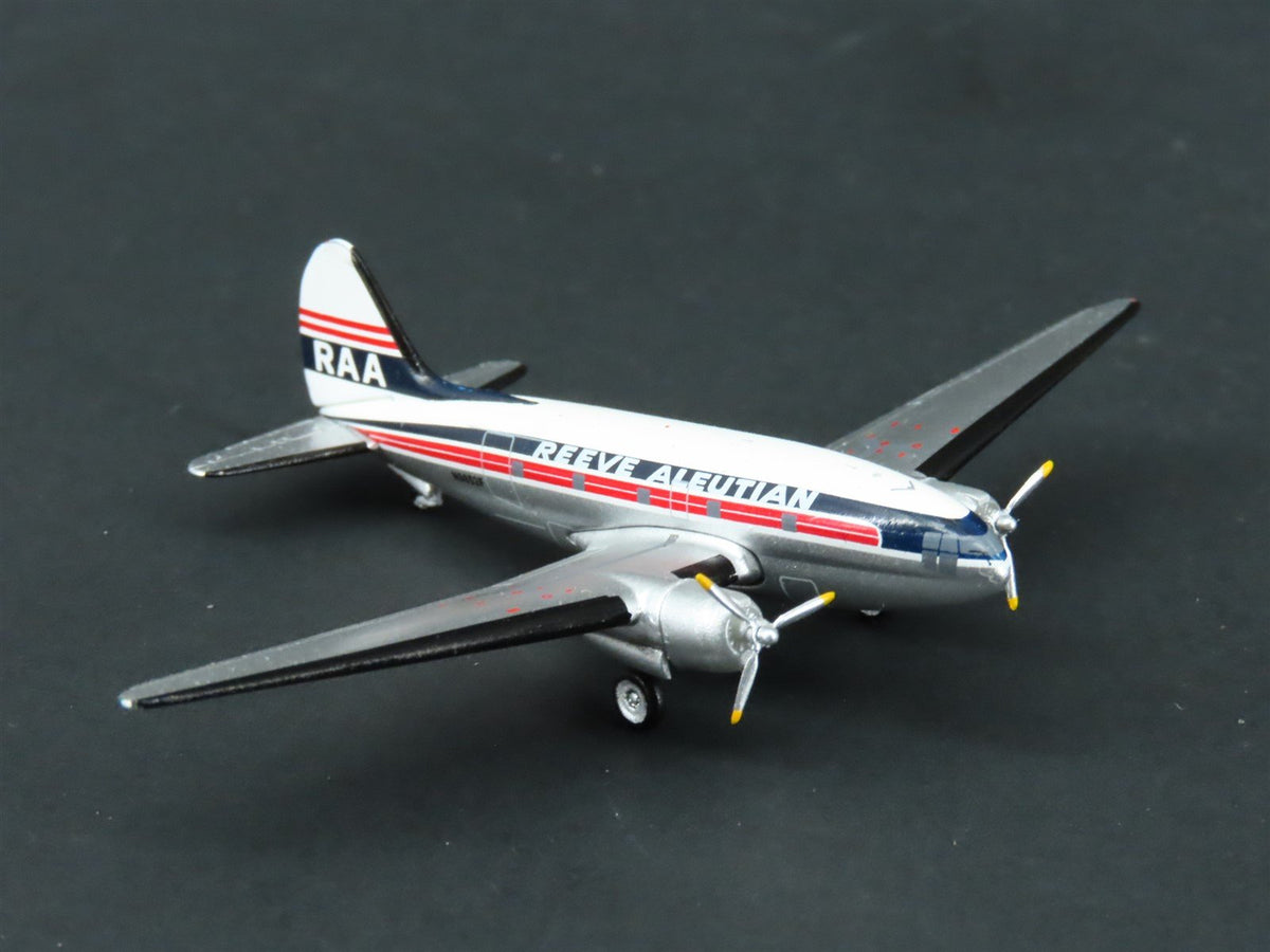 1:400 Aero Classics Die-Cast Reeve Aleutian Curtiss C-46A-CU Aircraft N9852F