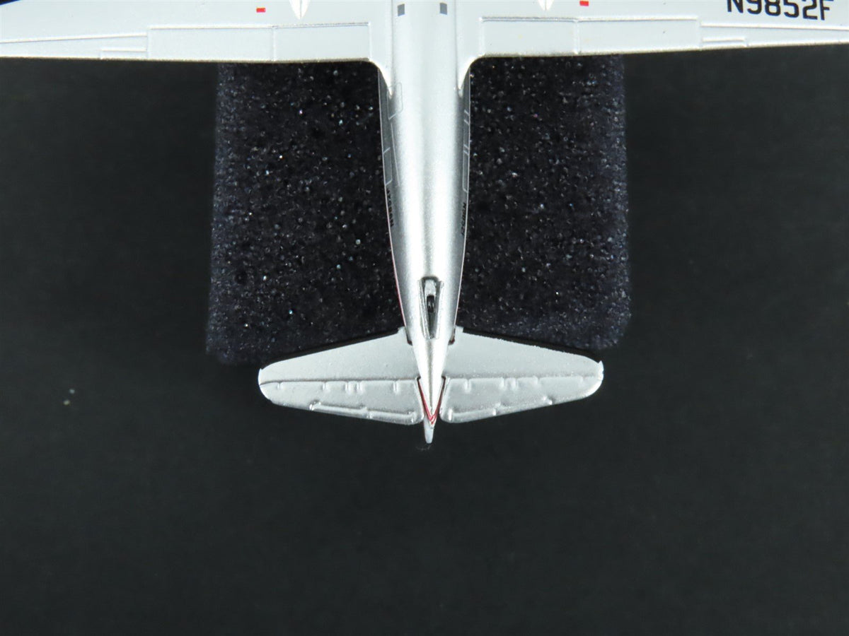 1:400 Aero Classics Die-Cast Reeve Aleutian Curtiss C-46A-CU Aircraft N9852F