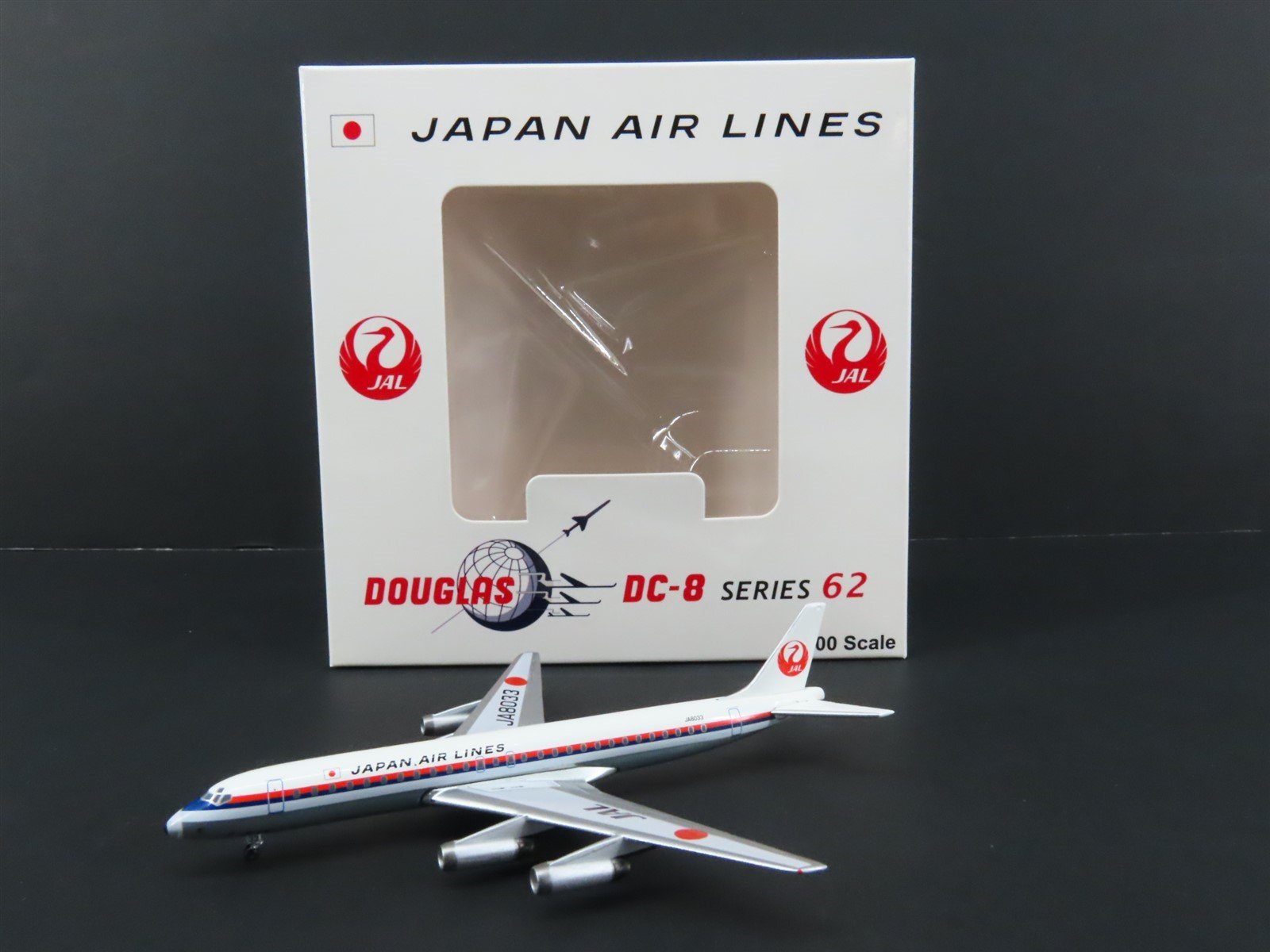1:400 Scale Aero Classics Die-Cast JAL Japan McDonnell Douglas DC-8-62 Aircraft