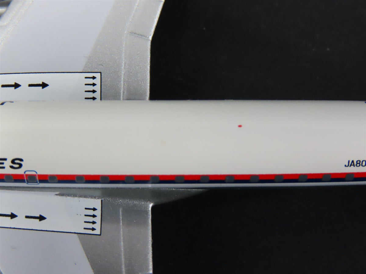 1:400 Scale Aero Classics Die-Cast JAL Japan McDonnell Douglas DC-8-62 Aircraft