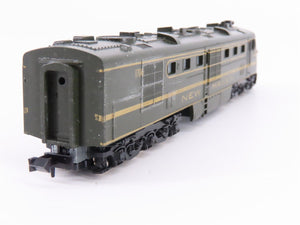 N Scale Con-Cor 2402 NH New Haven DL109 Diesel Locomotive #0700