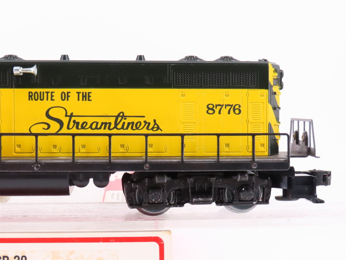 O 3-Rail Lionel 6-8776 CNW Chicago Northwestern GP20 Diesel Locomotive #8776