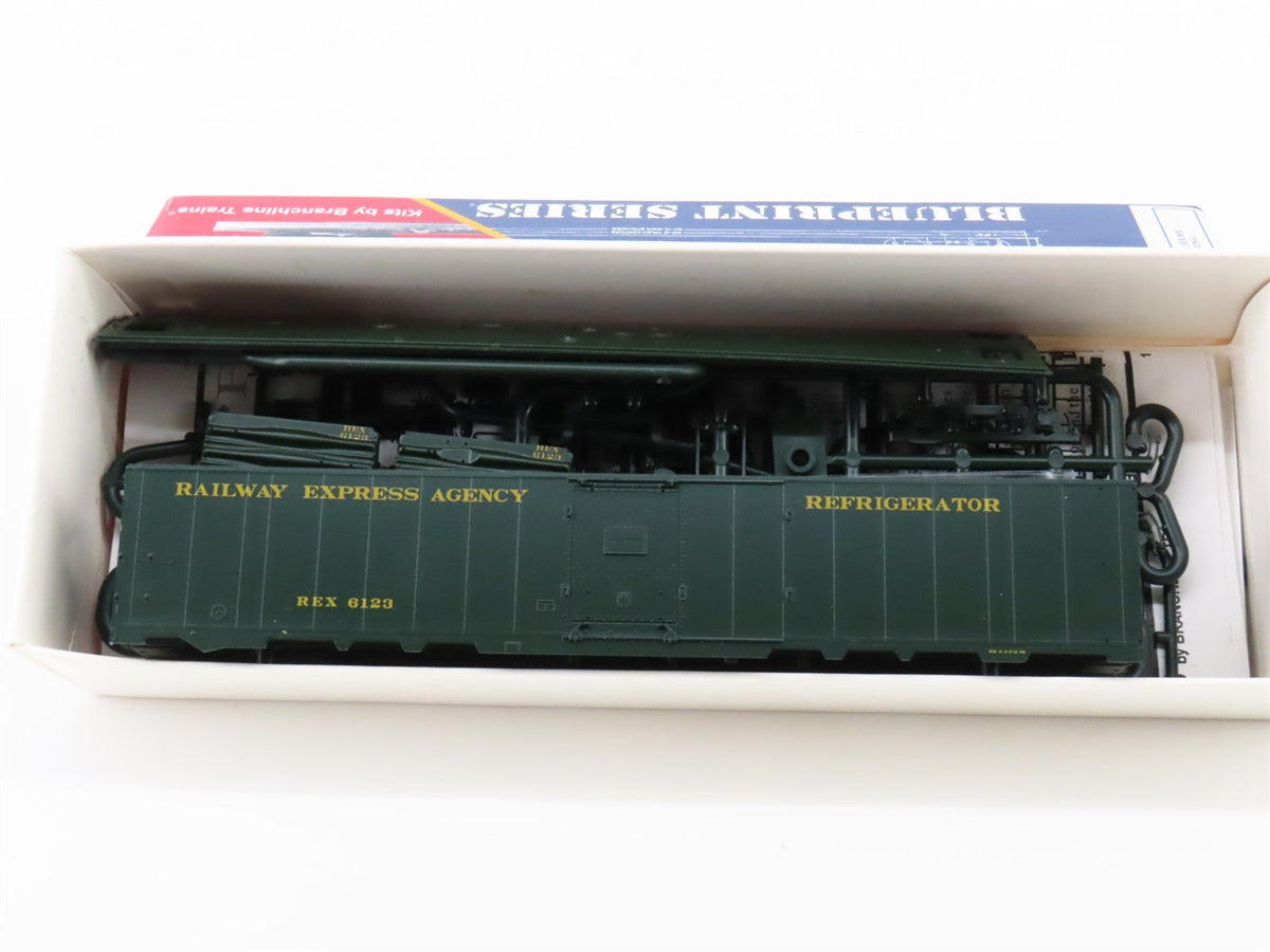 HO Scale Branchline Blueprint Series 2501 REA 50&#39; Express Reefer #6123 Kit