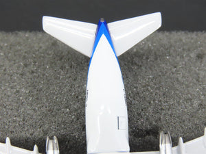 1:400 Scale AeroClassics Die-Cast Quebecair Boeing B737-296 Airliner C-GQBA