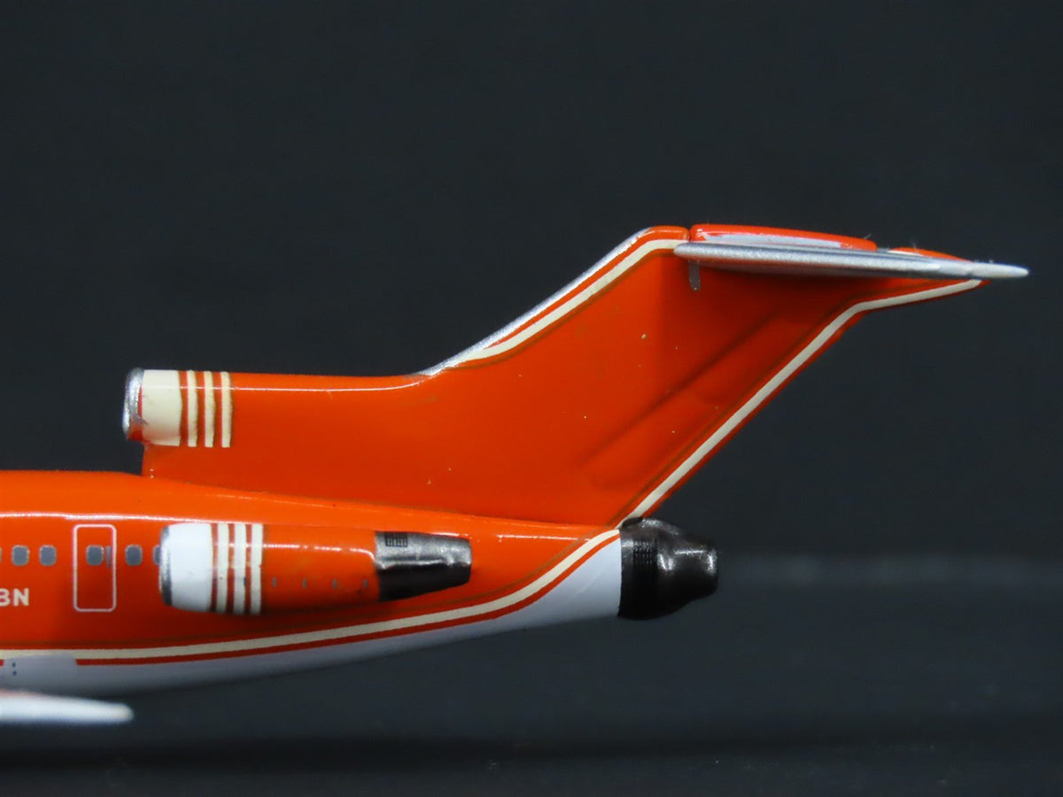 1:400 Scale Aero Classics Die-Cast Braniff Boeing B-727-227 Aircraft N463BN