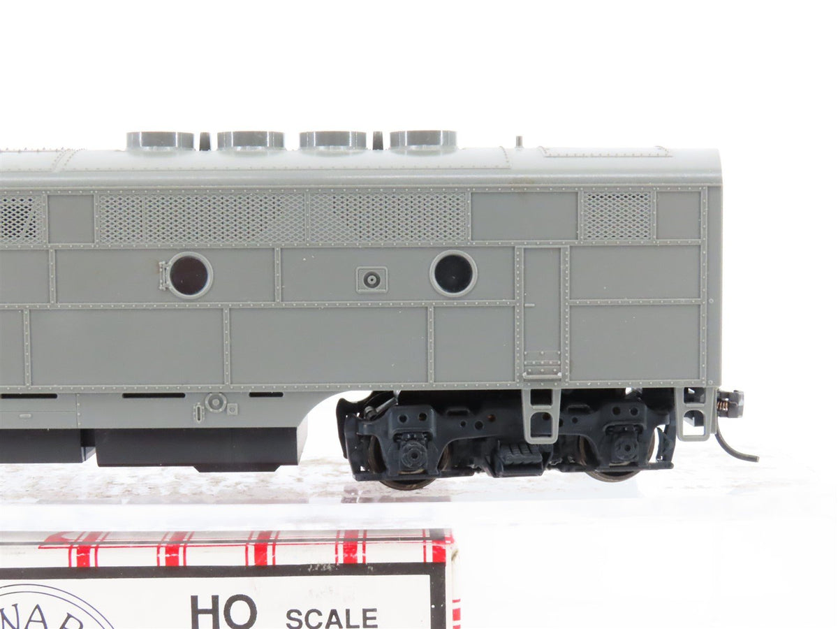 HO Scale Stewart/KATO 8040 Undecorated EMD F3A Ph. 1 Diesel Locomotive